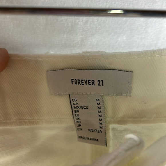 Forever 21 white mini Denim skirt - Picture 4 of 4